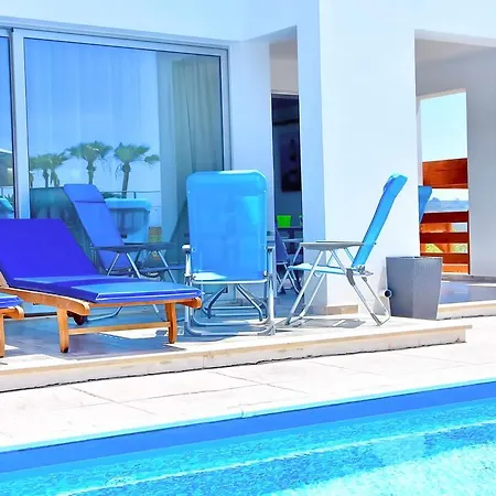 Luxury 5 Bedroom With Pool In Coral Bay Willa Peja